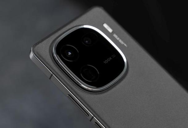 iqoo12有100倍变焦吗