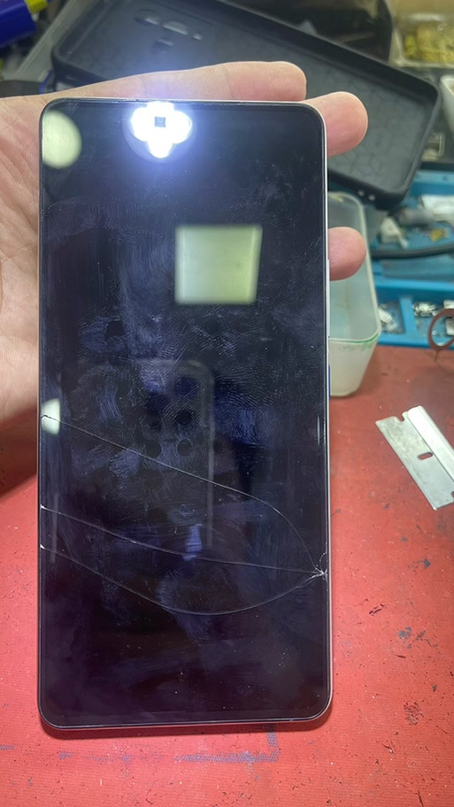 iqoo手机外屏换一个多少钱