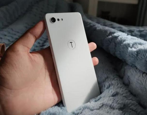 锤子r1和坚果pro2s哪个好用
