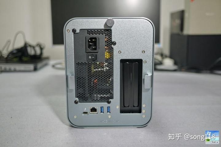 外星人 雷电3显卡坞