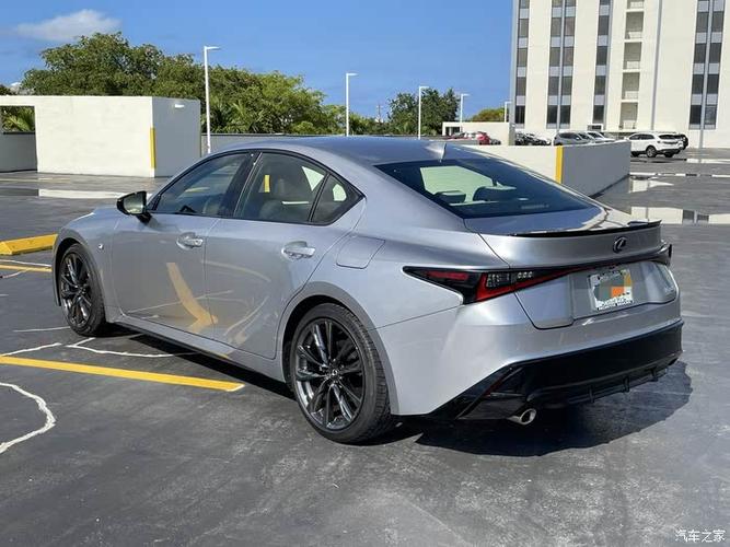 雷克萨斯is350