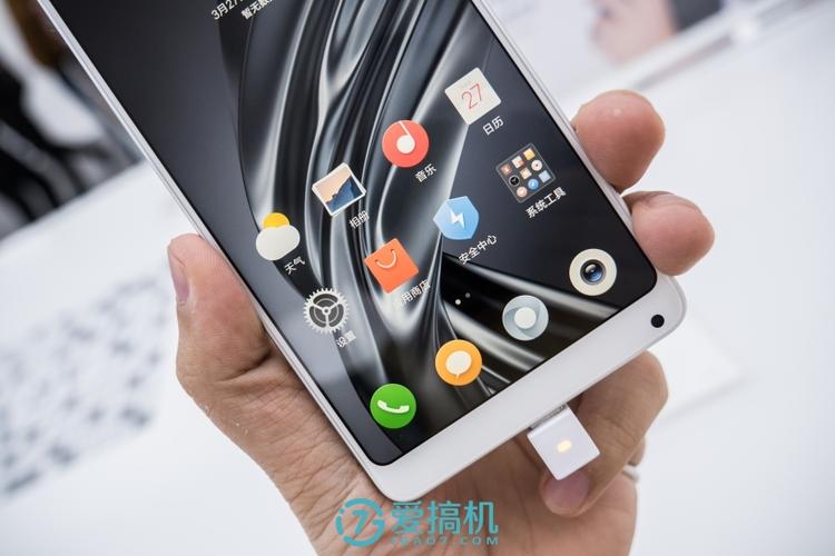 小米手机图片黑白反转