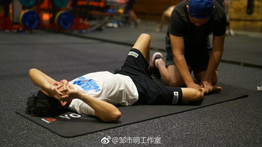 体育生训练受伤的说说截图3