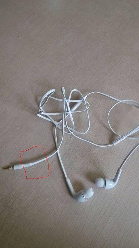 耳机撕拉声咋回事