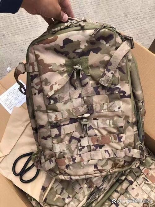 正品21式突击背包图片