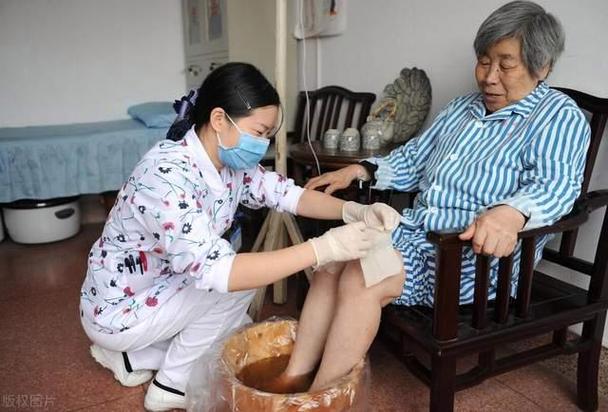 护理老人洗澡流程