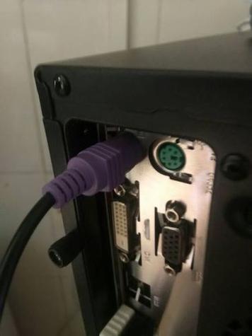 键盘接头接口接触不良