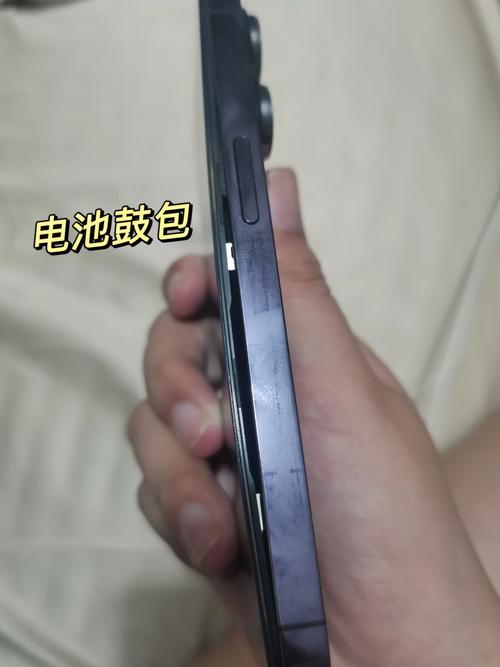 手机被砸了一下电池就不撑电了