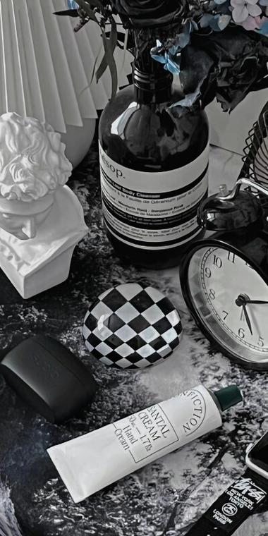 黑白ins冷淡风壁纸