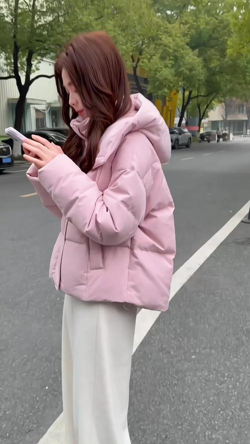 今年流行女款羽绒服