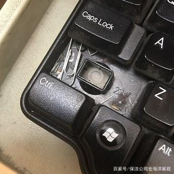 白色电脑键盘脏了怎么清洁