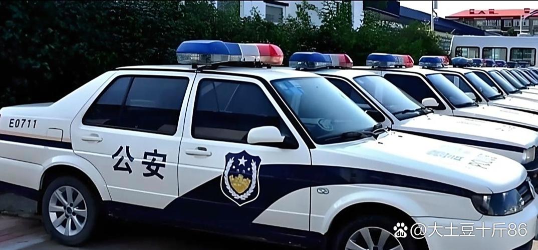交警和警察哪个更辛苦截图3