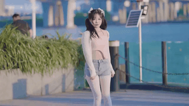 b站宣传广告跳舞