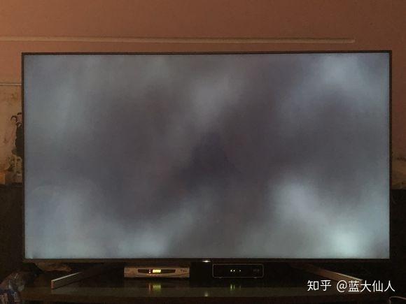 电视机屏幕出现亮点怎么解决