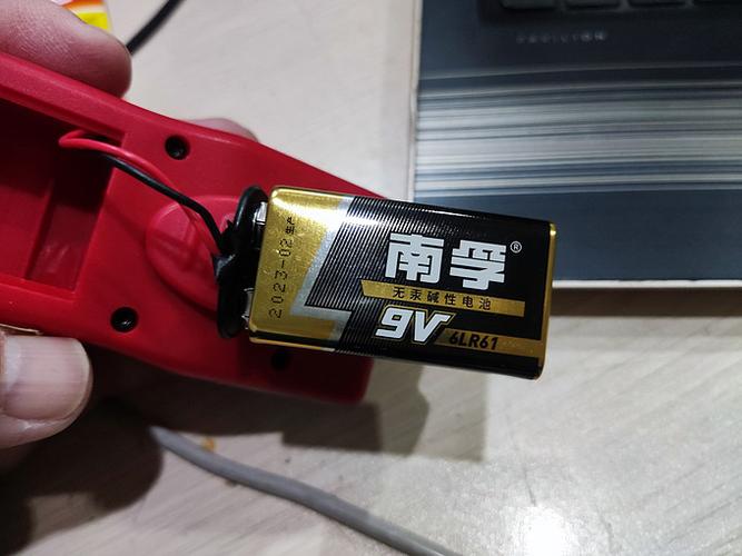 9v电池怎么接指纹锁