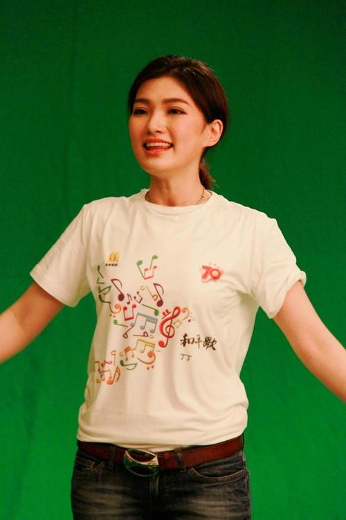 丁丁闽南歌曲原唱