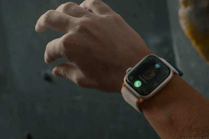 applewatch双手捏合