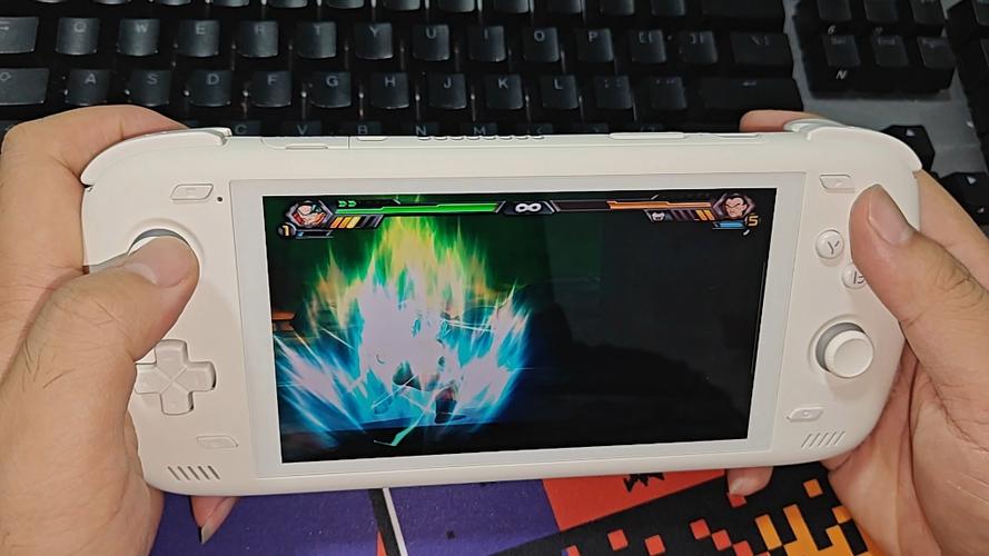 能玩ps2游戏的掌机是哪个
