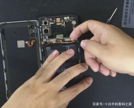 小米mix2s换电池视频