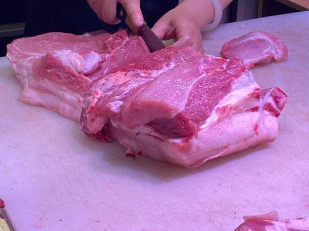 猪肉没坏但是有股骚气味