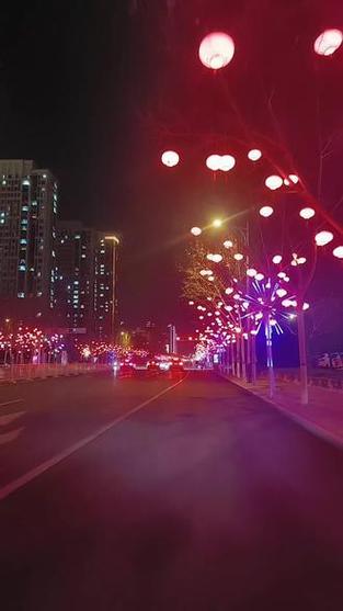 霓虹夜景文案走心的句子