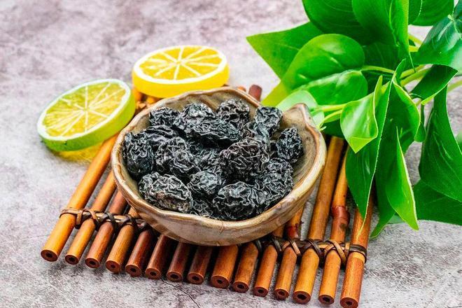 乌梅子酱是花吗