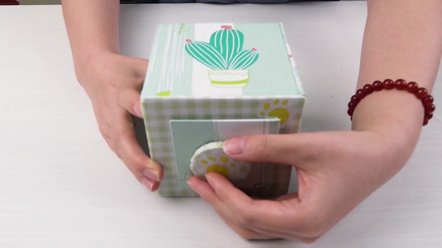 小朋友保险箱玩具怎么改密码