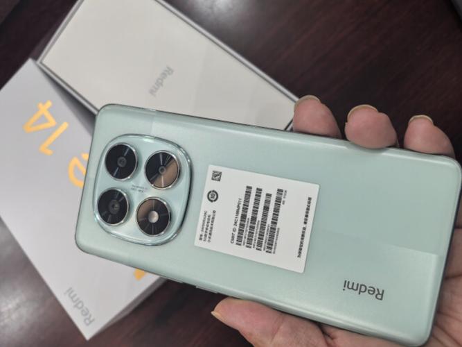 红米14pro和小米14pro的区别