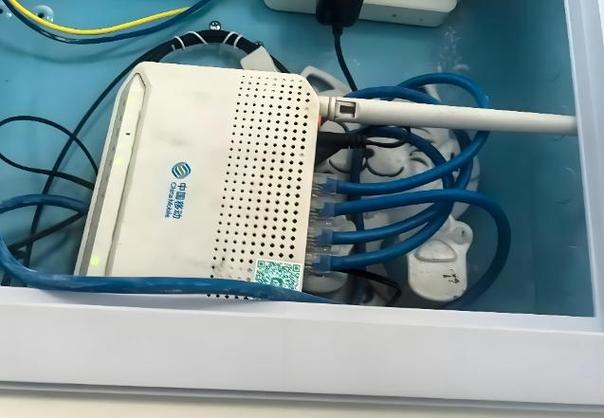 路由器没光猫能上网吗