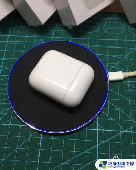 苹果3代耳机充电时不亮灯为啥