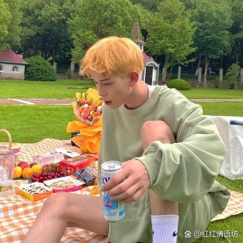 一个常换头像的男人说明什么