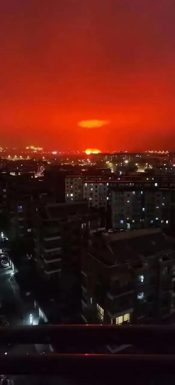 天很红是什么情况?