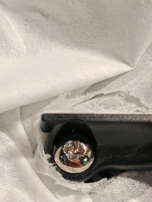amd原装散热器螺丝拧不下去