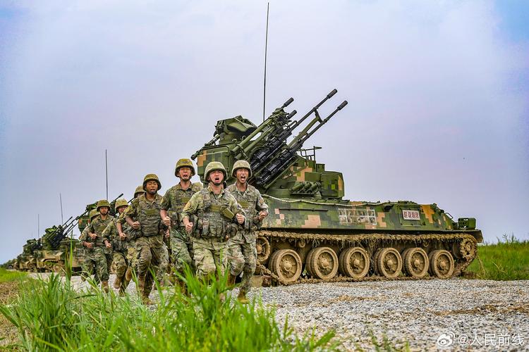 防空步兵和重装大兵