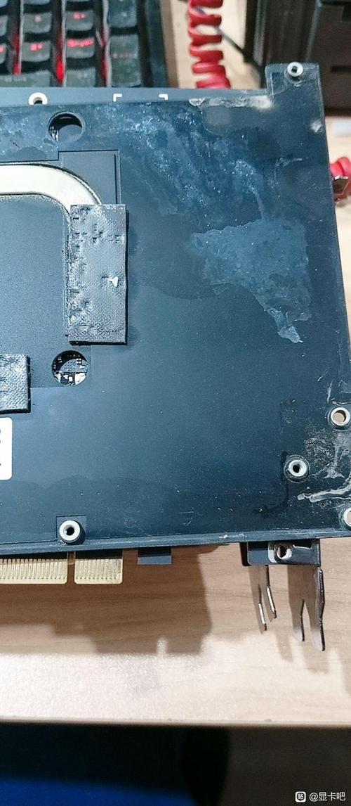 显卡进水了还能用吗
