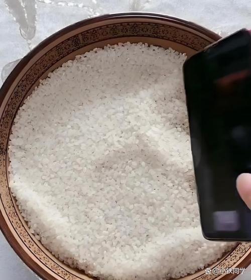 手机进水放米里多久可以拿出来截图3