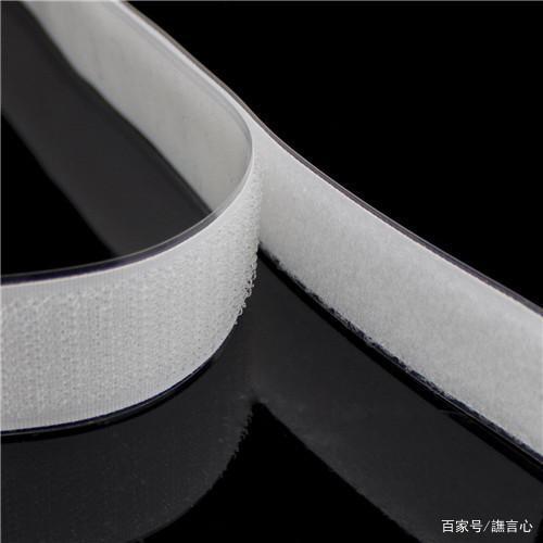 魔术贴会把墙皮粘掉吗
