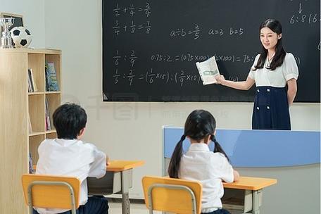 一起小学生教师版