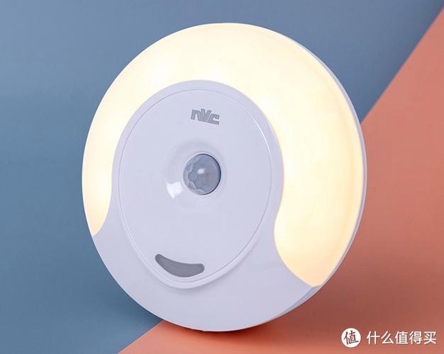 光感小夜灯和带开关小夜灯