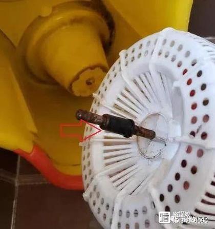 旋转拖把杆怎么拆