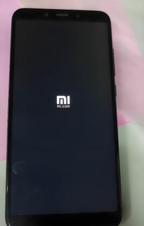 小米手机桌面闪烁黑屏