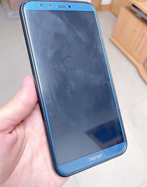 怎么防止指纹留在手机屏幕上