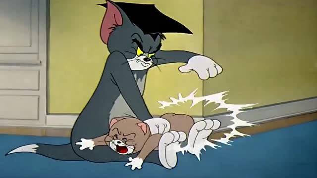 猫和老鼠打屁股表情包