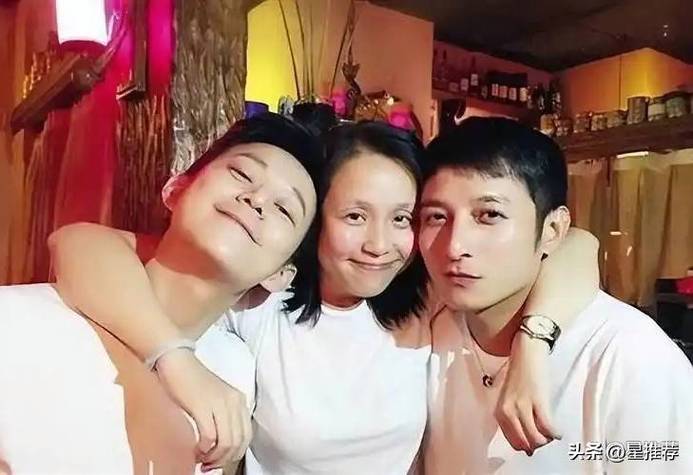叽哇哇叽公司的老板