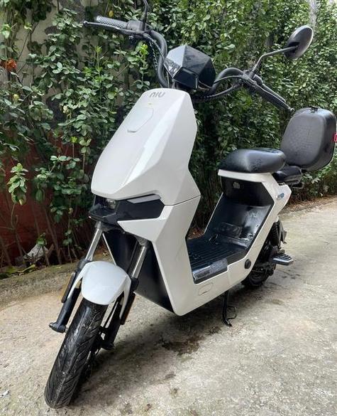 小牛锂电池耐用吗