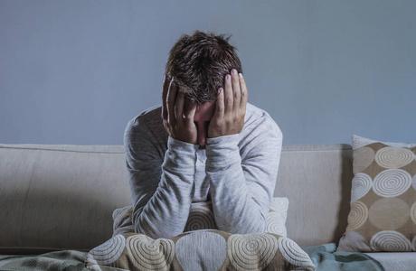 男人为什么在家里会感到压抑