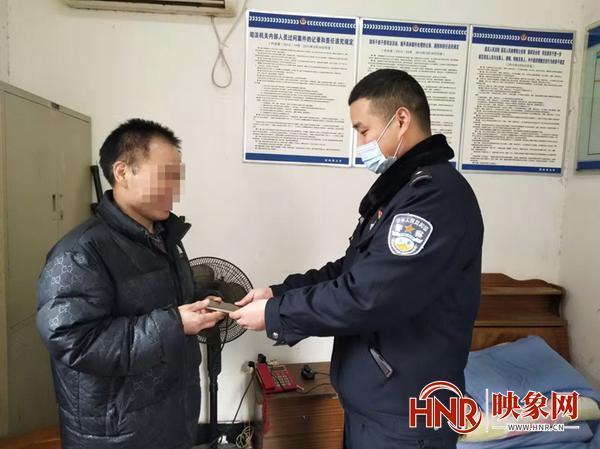 捡到手机警察能找到吗