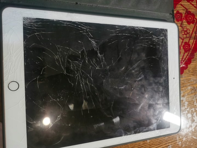 ipad边角磕痕修复教学
