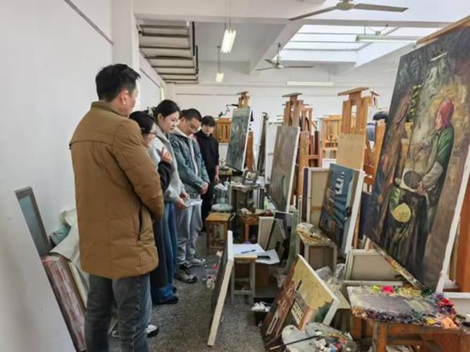 艺术学院美术专业芊芊叫什么截图2