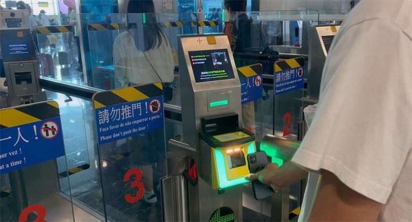 澳门自助通关指纹不过